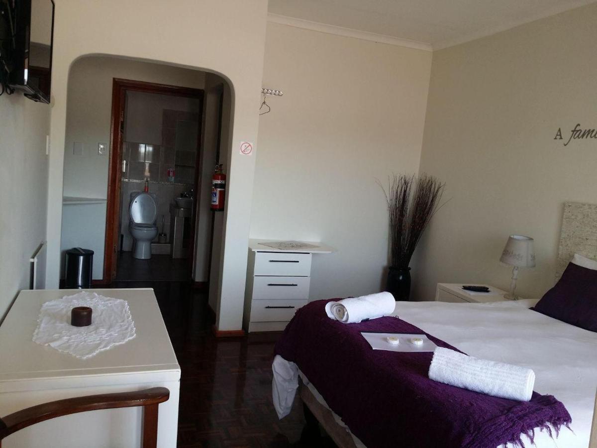 12 On Beach Guest House Saldanha Bay Exterior foto