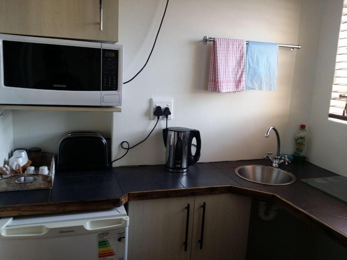 12 On Beach Guest House Saldanha Bay Exterior foto